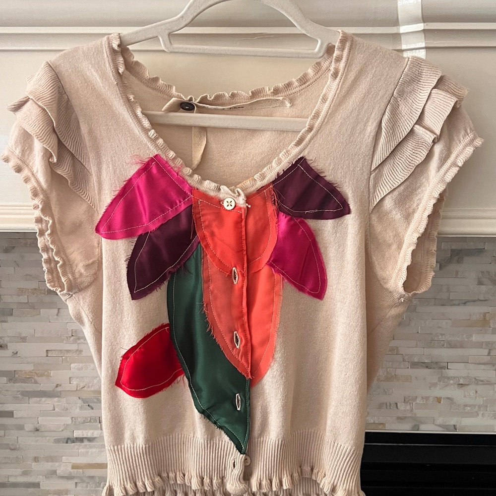 Boutique Spring Appliqué flower cardigan size medium